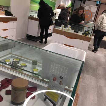 Sessions Cannabis - Cannabis Dispensaries Near Me - Toronto, Ontario Sessions Cannabis - Cannabis Dispensaries Near Me - Toronto, Ontario