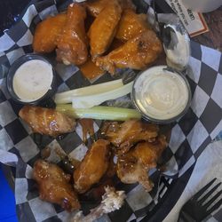 Billy Jacks Grill & Bar - Buffalo and bourbon BBq wings