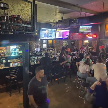 The Three Legged Monkey - a crowd of people in a bar - Pubs Near Me - San Antonio, Texas The Three Legged Monkey - a crowd of people in a bar - Pubs Near Me - San Antonio, Texas