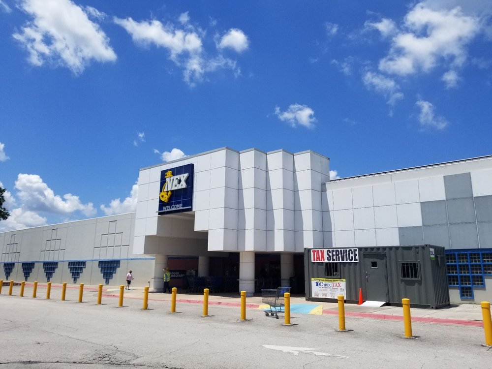 NAVY EXCHANGEMAYPORT MALL Updated July 2024 43 Photos 2292 Mayport Rd, Jacksonville