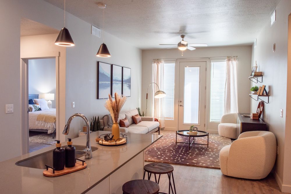 ICO FORT UNION Updated September 2024 36 Photos 1171 E Broadwing