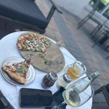 The Owl Bar  - Pizza Near Me - Frisco, Texas
