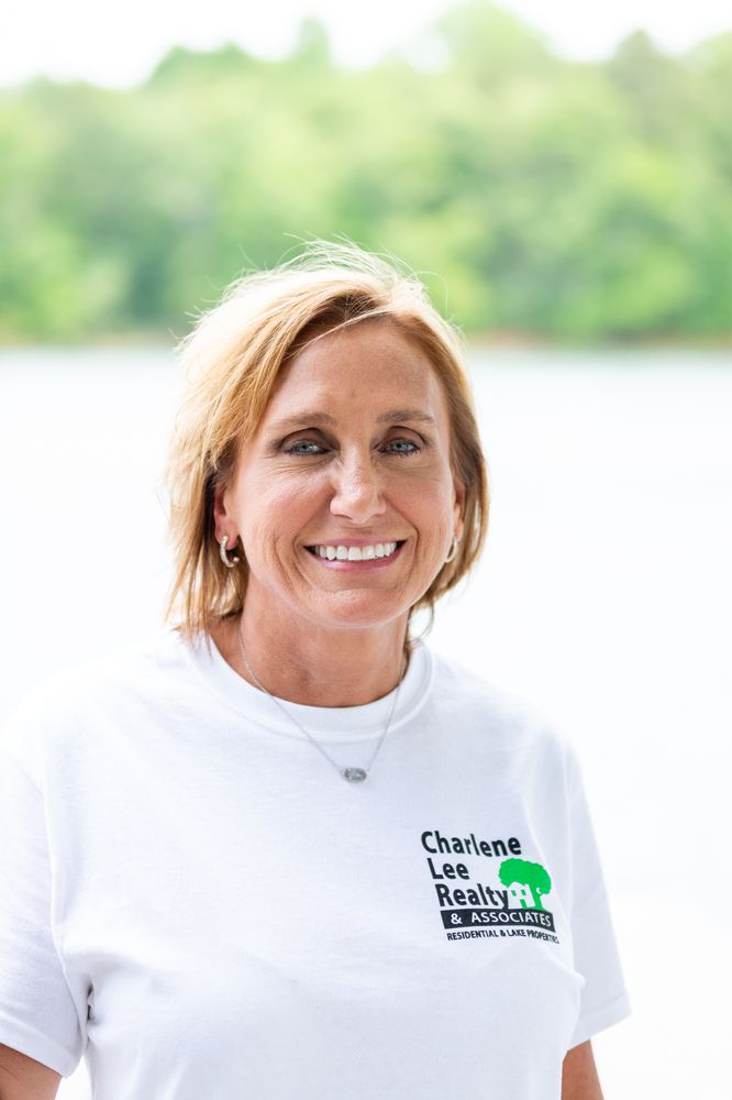 CHARLENE’S LAKESIDE REALTY Contact Agent 10 Photos 33 Ack Powell