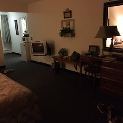 Colony Motel