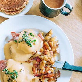 Mimosa - Eggs benedict with Side Pancakes (2) and cup of coffee - Breakfast & Brunch Near Me - Franklin, Wisconsin Mimosa - Eggs benedict with Side Pancakes (2) and cup of coffee - Breakfast & Brunch Near Me - Franklin, Wisconsin