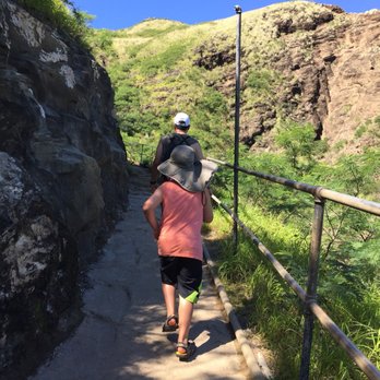 Diamond Head State Monument - Parks Near Me - Honolulu, Hawaii