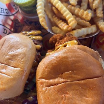Dave's Hot Chicken - Chicken Shop Near Me - Gilbert, Arizona Dave's Hot Chicken - Chicken Shop Near Me - Gilbert, Arizona