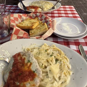 Pasquale's - Not enough red sauce - Wine Bars Near Me - Auburn, California