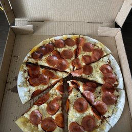 Gluten free dairy free cheese pepperoni pizza Gluten free dairy free cheese pepperoni pizza