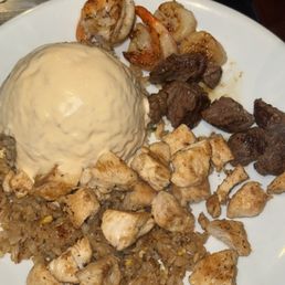 CHICKEN & SHRIMP FILET MIGNON HIBACHI SCALLOPS CHICKEN & SHRIMP FILET MIGNON HIBACHI SCALLOPS