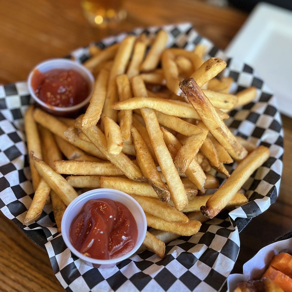Mossy's Eats Ales & Spirits - French Fries - New American Near Me - Clemmons, North Carolina Mossy's Eats Ales & Spirits - French Fries - New American Near Me - Clemmons, North Carolina