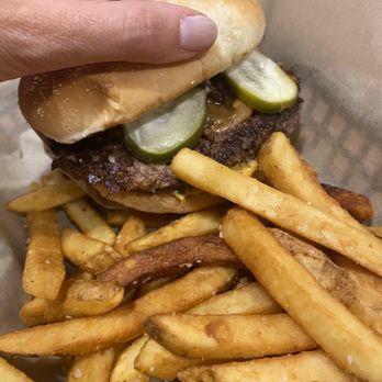 Killer Burger South Salem - Peanut Butter Pickle Bacon + Shareable Fries - Burgers Near Me - Salem, Oregon