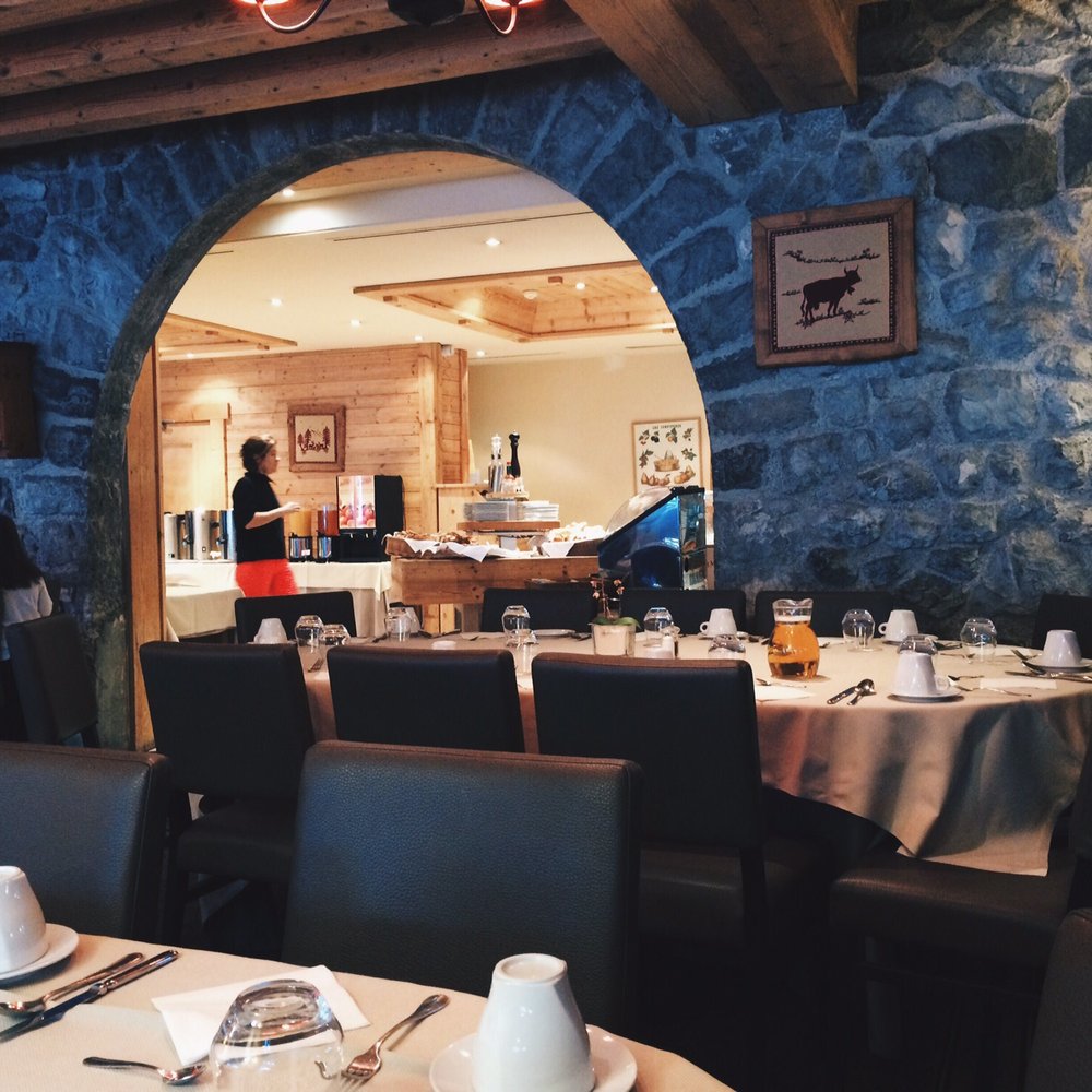 Beauregard - Restaurant at the breakfast - French Near Me - La Clusaz, 74
