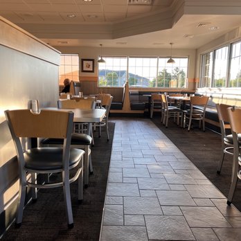 Culver's - a dining area with tables and chairs - Burgers Near Me - Jackson, Michigan