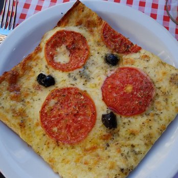 Trium - Three cheese and tomato - Italian Near Me - Bruges, VWV Trium - Three cheese and tomato - Italian Near Me - Bruges, VWV