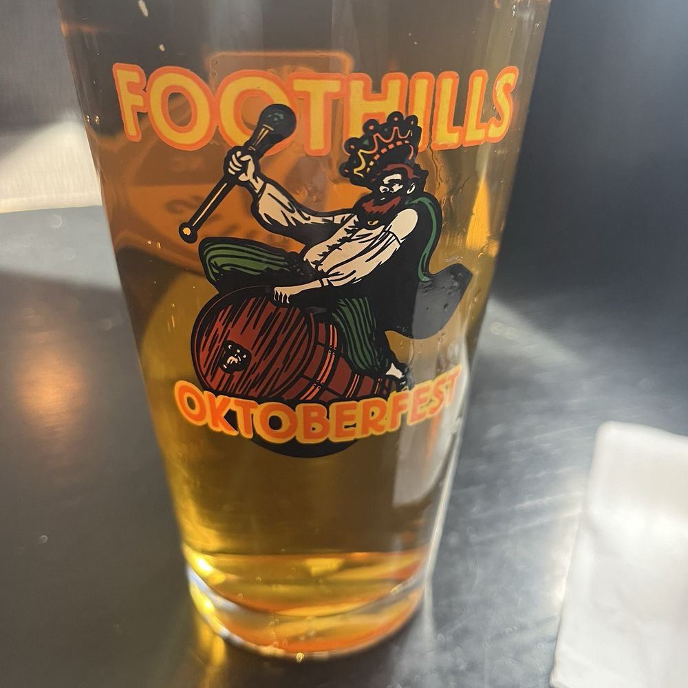 2520 Tavern - Fat Tire draft - New American Near Me - Clemmons, North Carolina