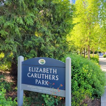 Elizabeth Caruthers Park - Parks Near Me - Portland, Oregon Elizabeth Caruthers Park - Parks Near Me - Portland, Oregon