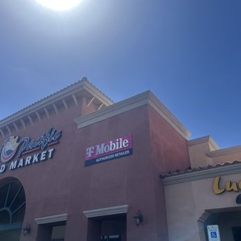 T-Mobile Authorized Retailer - Outside store - Mobile Phones Near Me - Las Vegas, Nevada T-Mobile Authorized Retailer - Outside store - Mobile Phones Near Me - Las Vegas, Nevada
