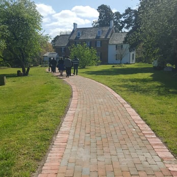 Ferry Plantation House - Walkway towards the house - Museums Near Me - Virginia Beach, Virginia
