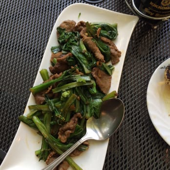 Tibet Kitchen - Beef with spinach and ginger - Himalayan/Nepalese Near Me - Toronto, Ontario