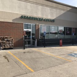 Hy-Vee - Spirit Lake - There's a Starbucks here!