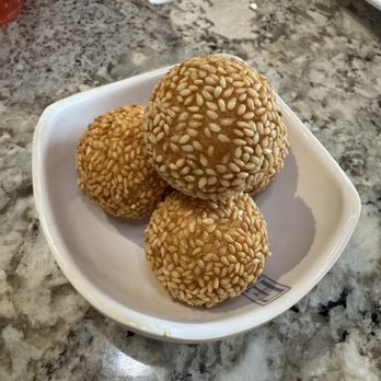 Eating Fresh - #130-4-Sesame Deep Fried Rice Ball (Banh Cam) - Vietnamese Near Me - Indianapolis, Indiana