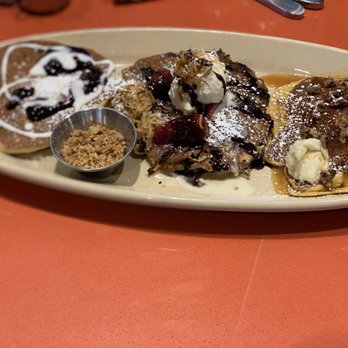 Snooze, an A.M. Eatery - Breakfast & Brunch Near Me - Tustin, California Snooze, an A.M. Eatery - Breakfast & Brunch Near Me - Tustin, California