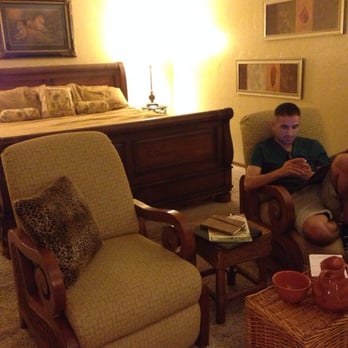 La Ville Inn - Safari themed room - Hotels Near Me - Davis, Oklahoma