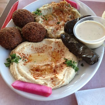 Cedar Grill - Sampler appetizer plate - Middle Eastern Near Me - Downers Grove, Illinois