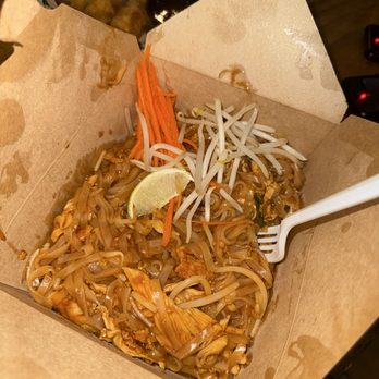 The Yard Food Park - Pad Thai - Food Court Near Me - Salem, Oregon