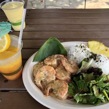Barefoot Beach Cafe - Garlic shrimp plate and sunrise smoothie - Breakfast & Brunch Near Me - Honolulu, Hawaii