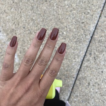 Best Nails - UV gel manicure. The shape & length are perfect every time - Nail Salons Near Me - Long Beach, New York