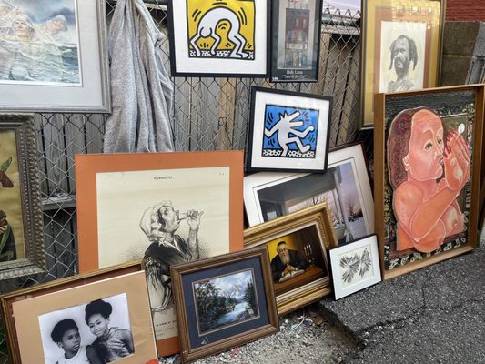 Chelsea Flea by null