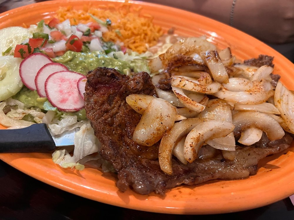 Los Primos Mexican Grill
