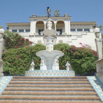 Hearst Castle - Tours Near Me - San Simeon, California