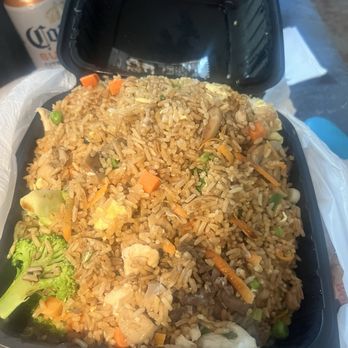 Burning Wok - Fried rice with mixed meat, add broccoli and mushroom - Asian Fusion Near Me - Tyler, Texas