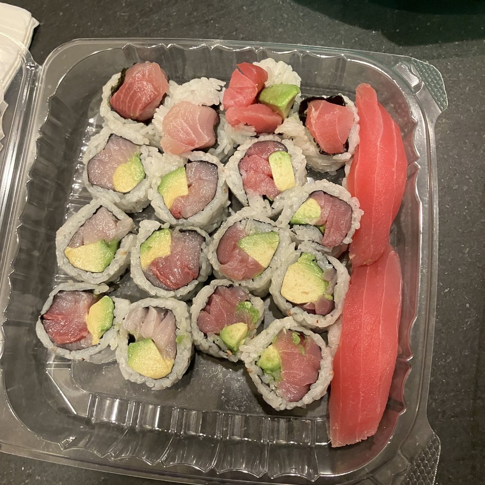 Kiku Sushi - Tuna roll and yellowtail roll - Sushi Bars Near Me - Baltimore, Maryland