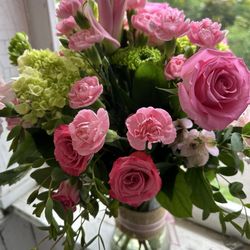 Wildflowers of Tolland - Received "Premium" arrangement