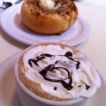 Curbside Cafe - Mint Patty Mocha & Cinnamon Roll. Soooooo good. - Breakfast & Brunch Near Me - Vista, California