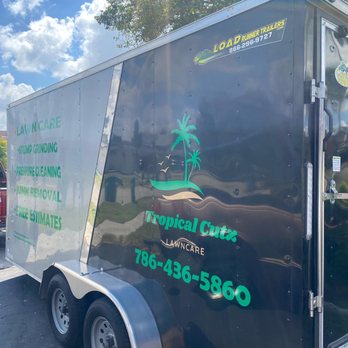 The Sticker Man - Trailer decals - Signmaking Near Me The Sticker Man - Trailer decals - Signmaking Near Me