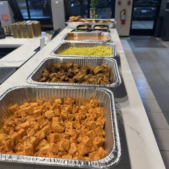 Mazala Pizza - Paneer - Chicken Wings Near Me - Naperville, Illinois