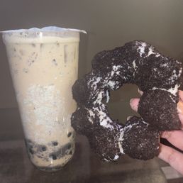 Oreo milk tea and mochi donut