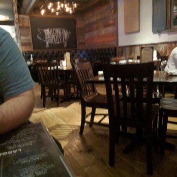 Ideal Tavern - Empty tables, but cute decor - New American Near Me - Southington, Connecticut Ideal Tavern - Empty tables, but cute decor - New American Near Me - Southington, Connecticut