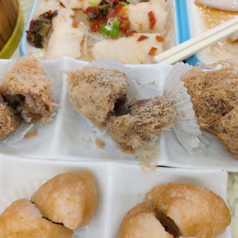 HL Peninsula Restaurant - taro - too mushy - Dim Sum Near Me - Milpitas, California HL Peninsula Restaurant - taro - too mushy - Dim Sum Near Me - Milpitas, California