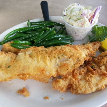 Pinchers - Fish and chips with substitution of green beans and coleslaw - Seafood Near Me - Naples, Florida