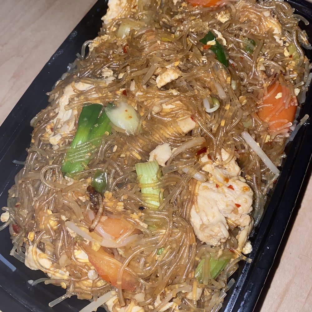SHINthai - Von See - Thai Near Me - Royal Oak, Michigan