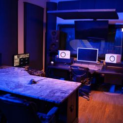 Studio 713