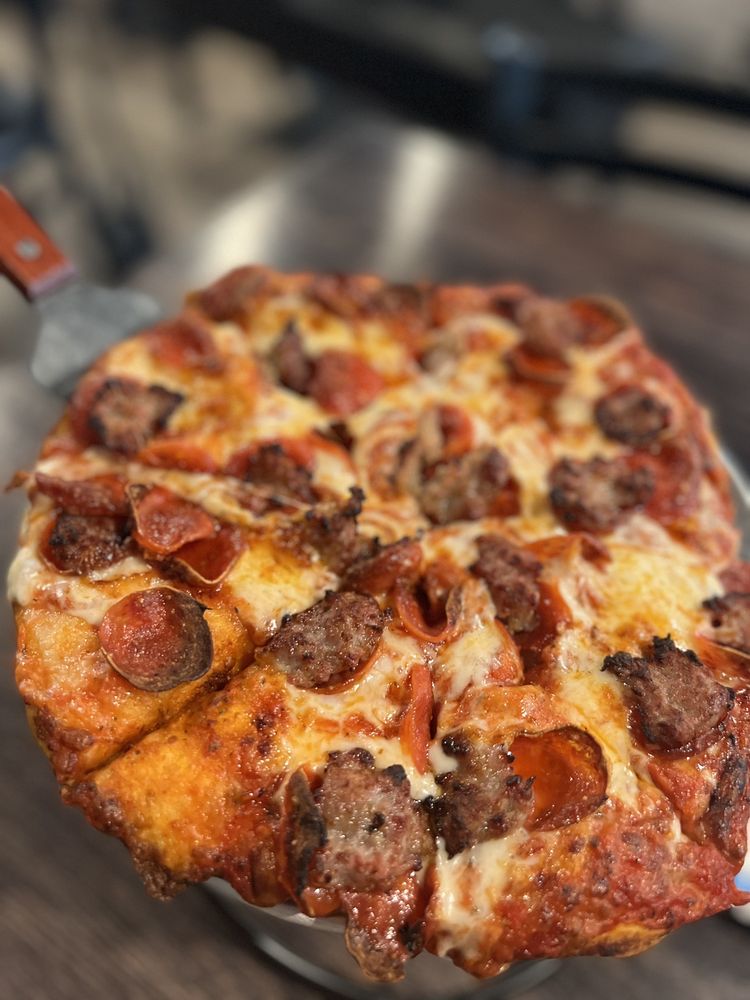 THAT PIZZA PLACE Updated October 2024 322 Photos & 461 Reviews