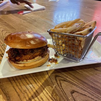 Texas Live! - Hot Nashville chicken sandwich - Sports Bars Near Me - Arlington, Texas Texas Live! - Hot Nashville chicken sandwich - Sports Bars Near Me - Arlington, Texas