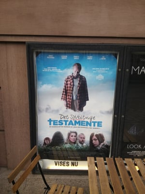 Gloria Biograf by null